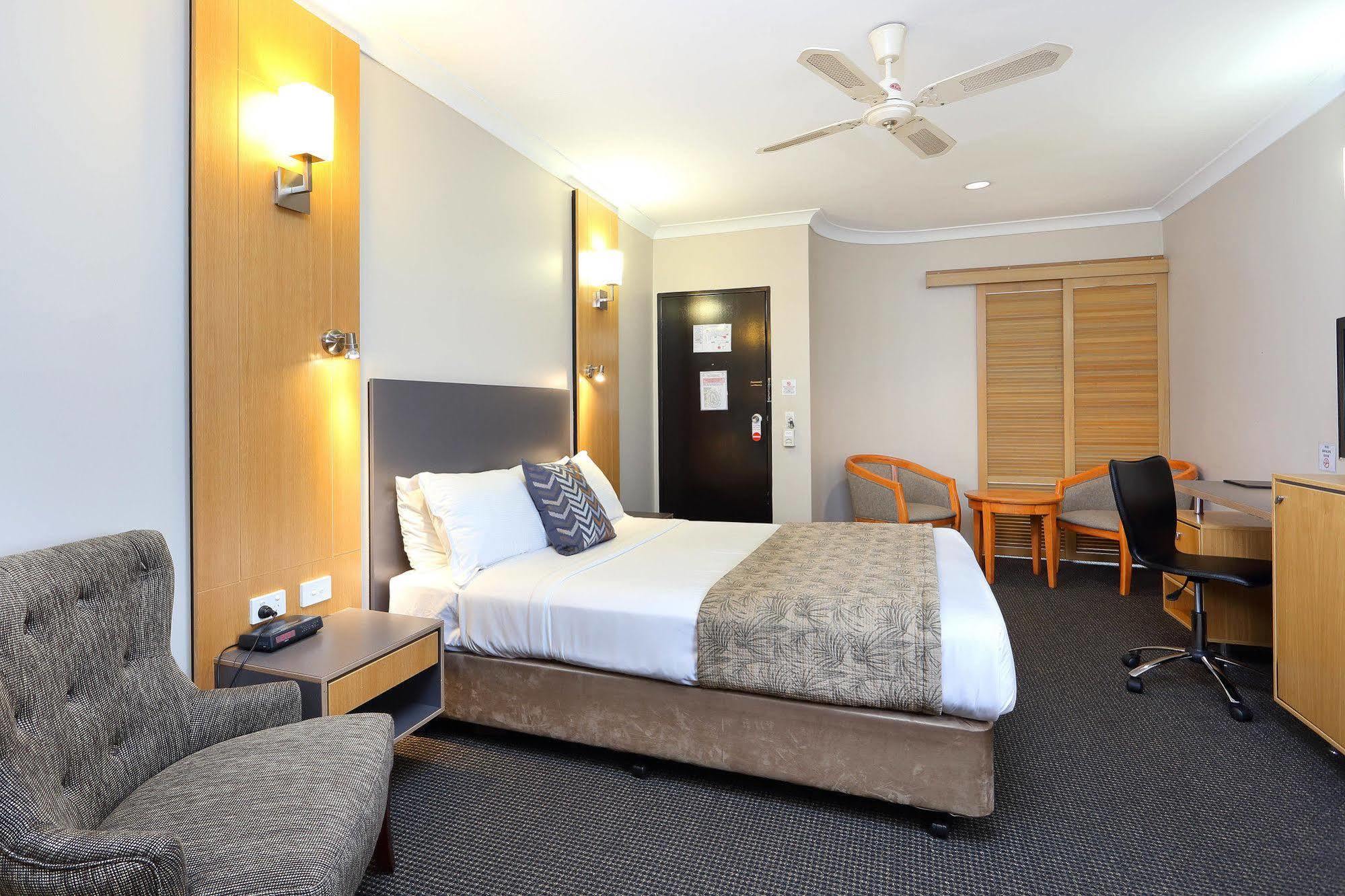 Brisbane International Virginia Hotel Exterior photo
